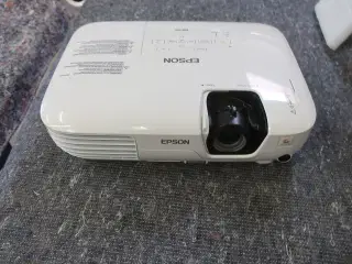 Projektor EPSON EB-X9 H375B