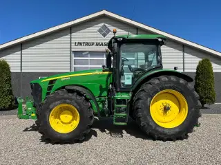 John Deere 8345R Med frontlift