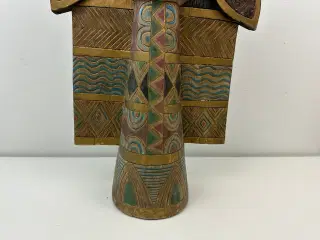 Flot asiatisk træfigur / træskulptur