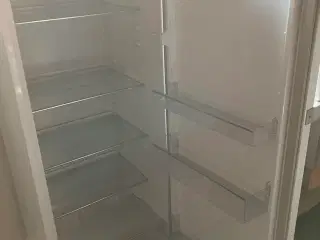 Gram fritstående Køleskab