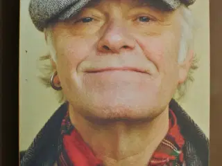 larsen, af peder bundgaard