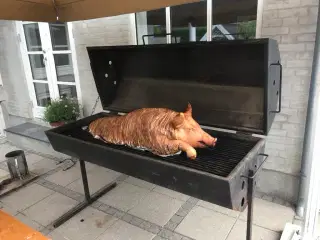 Mester Grill til udlejning