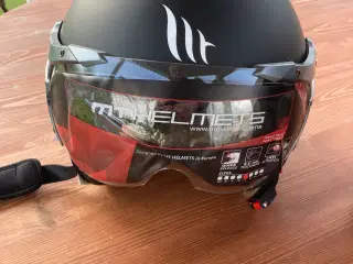 Hjelm