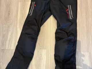 Fastway tekstil jakke og bukser. 