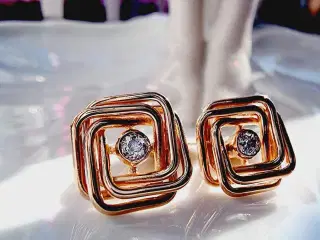 Cufflinks 14 karat rødguld med brillanter