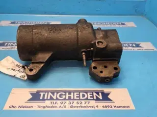 John Deere 2120 Liftcylinder T26648