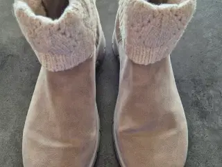 Skechers, kort støvle, slip in