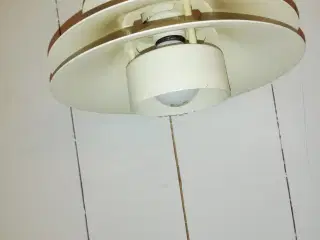 Hvid loftslampe 