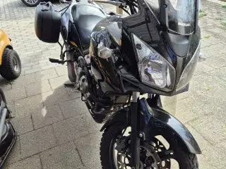 Suzuki v-strom 650cc sælges eller byttes til båd
