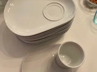 Cafétallerkener, kan bruges med forskellige krus