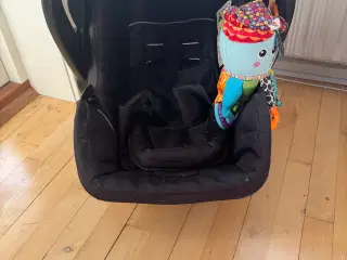 Axkid autostol