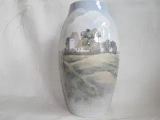Vase med landskab med kirke, Bing & Grøndahl