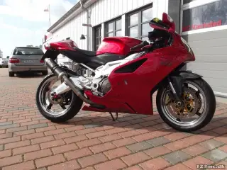 Aprilia RSV 1000 R