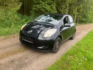 toyota yaris 1,3 benzin 2008 5 dørs