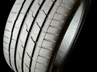 19 Hankook 235/40r19 96W Ref.J7 sommer