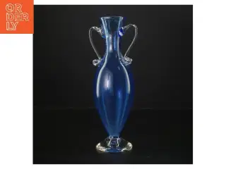 Blå glasvase med klare håndtag (str. 25 cm)