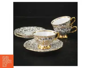 Porcelænskopper og underkopper sæt fra Bareuther (str. 3 kopper. ø 7 cm. 3 tallerkner. ø. 12 cm)