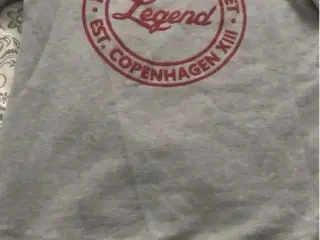 Legends sweater