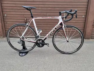 Focus Izalco Pro Ultegra Di2