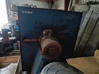 - - - Kornblæser 18,5 kW