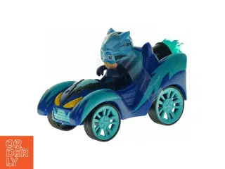 Racerbil med figur (str. L 17 cm)