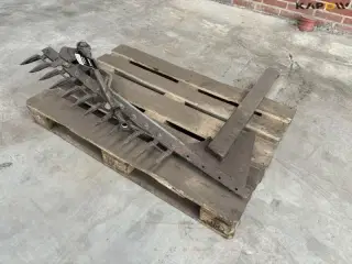 - - - Fingerklipper