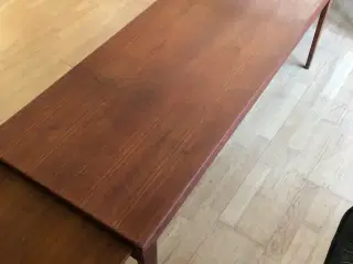 Johannes Andersen sofabord i teak fra 60”erne