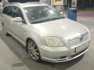 Avensis stationcar