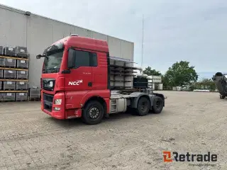 MAN TG 28. 6X2-2-BLS