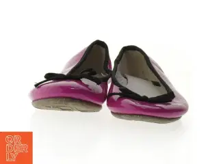 Rosa ballerina sko fra Units (str. 34 )