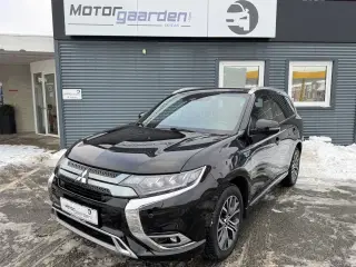 Mitsubishi Outlander 2,4 PHEV Instyle CVT 4WD