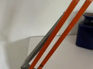 Arkitektlampe retro orange