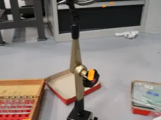 Magnet med måleur