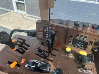 John Deere 6910 PowerQuad