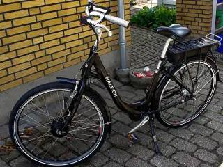 El-cykel Dame Raleigh