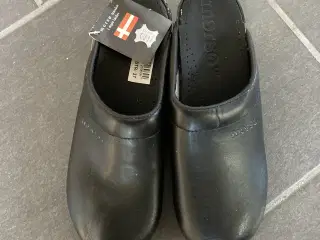 Julegave? Nye træsko str. 37