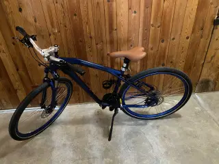Cykel BMW som ny.