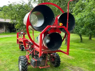 Egedal netmaskine, selvkørende