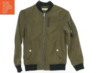 Jakke fra H&M (str. 134 cm)