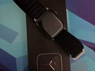 Apple Watch Series 6 Nike