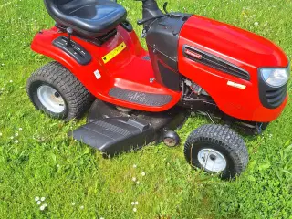 Havetraktor Jonsered LT2217A 