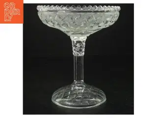 Glasskål på fod (str. H. 17 cm. ø. 15 cm)