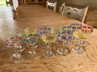 12 fine små likørglas