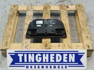 New Holland 8240 Instrumentbræt 81869095
