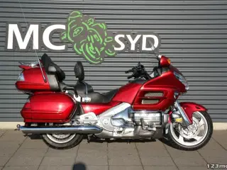 Honda GL 1800 Gold Wing MC-SYD       BYTTER GERNE