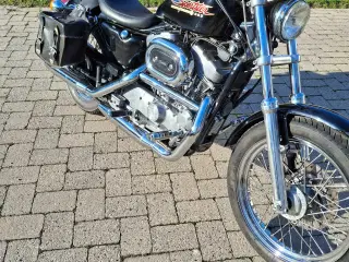 Harley Davidson sportster XLH