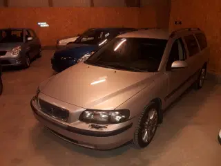 Volvo V70 2,4 170 Business