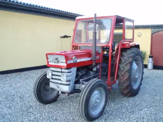 Massey Ferguson 135 3 cyl diesel år '70