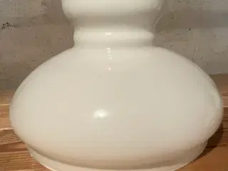 Glasskærm til lampe