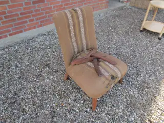 1 stk Retro Lænestol med teak armlæn og teak ben 